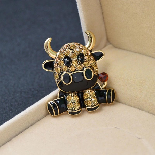 Брошь Бык. Символ 2021 Нового Года