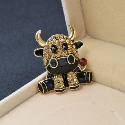 Брошь Бык. Символ 2021 Нового Года