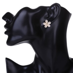 Сережки гвоздики перламутрова Ромашка