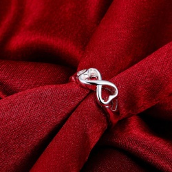 Кольцо Бесконечность Сердце посеребренное