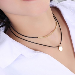 Чокер кожаный c золотой монеткой lan-1701