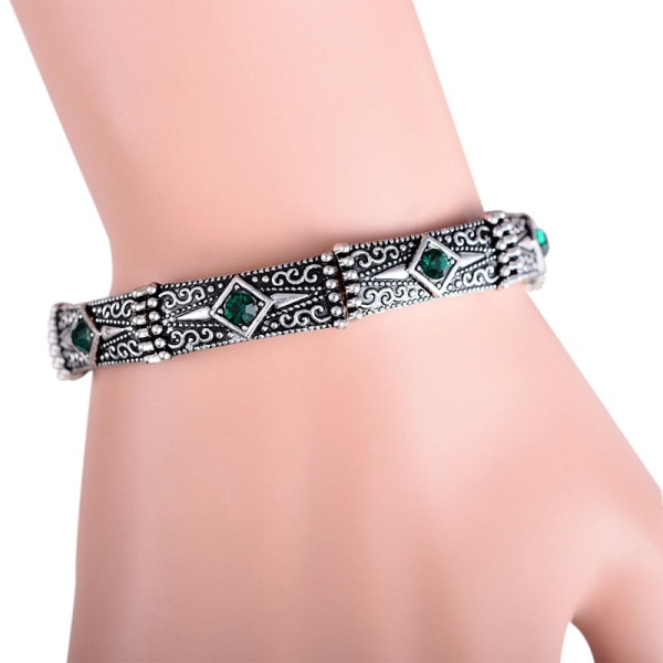 Браслет на резинке с Glory с зелеными кристаллами