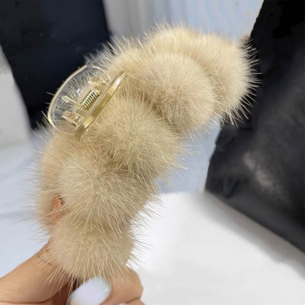 Заколка крабик для волосся з натурального хутра кульки