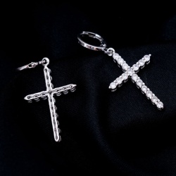 Серьги подвески Кресты с фианитами