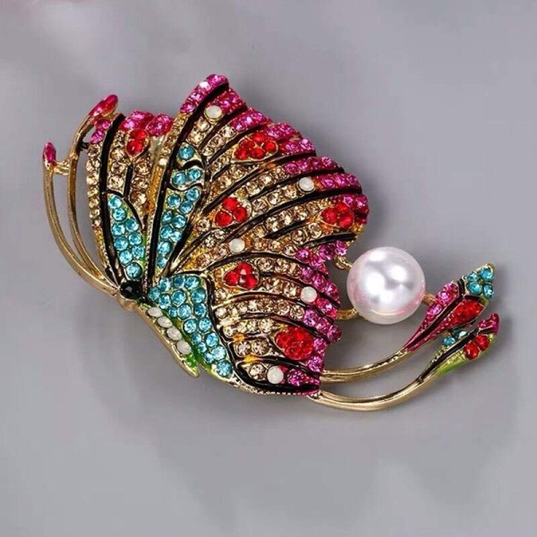 Брошь Бабочка изыск кристалл