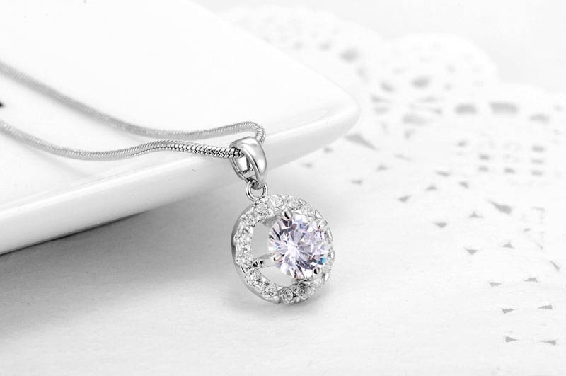 Набор украшений Круг кристалл: кулон и серьги