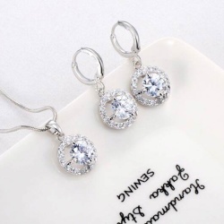 Набор украшений Круг кристалл: кулон и серьги