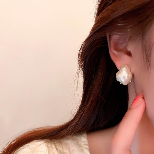 Сережки гвоздики з бароковими перлами lan-2860