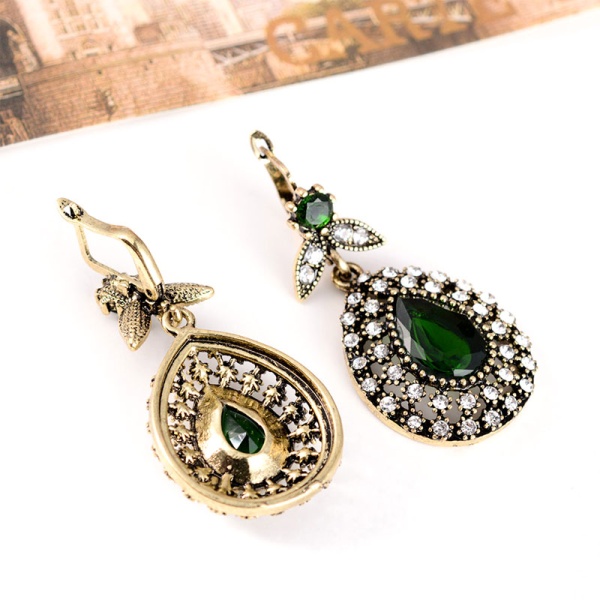 Набор украшений Великолепный Век Кесём Султан: кулон, серьги, кольцо