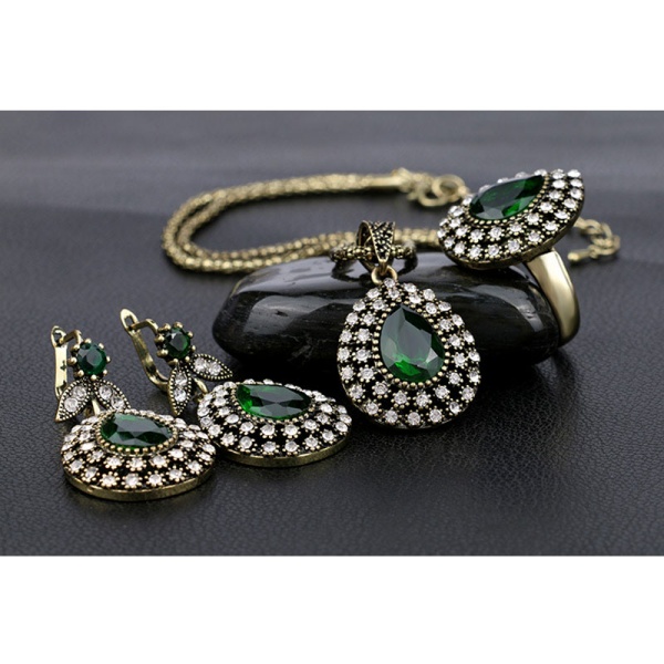 Набор украшений Великолепный Век Кесём Султан: кулон, серьги, кольцо