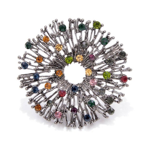 Брошка Модерн стиль