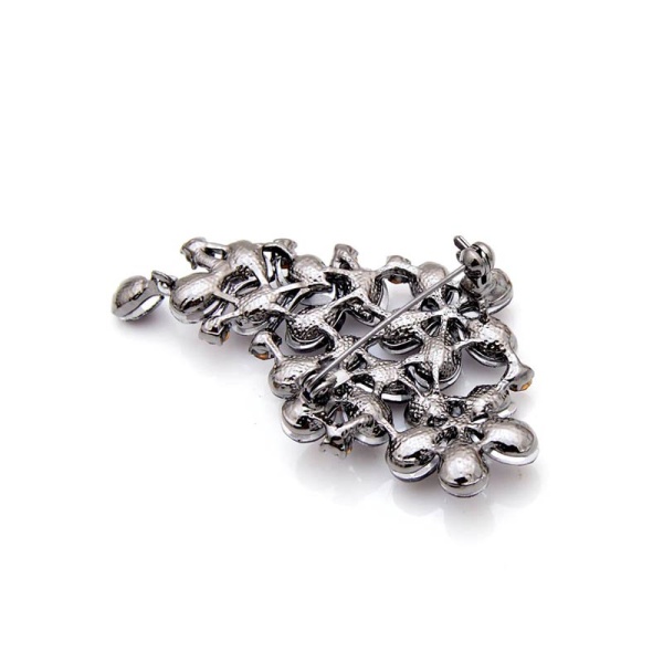 Брошь гроздь цветков