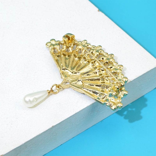 Брошь Веер с подвеской