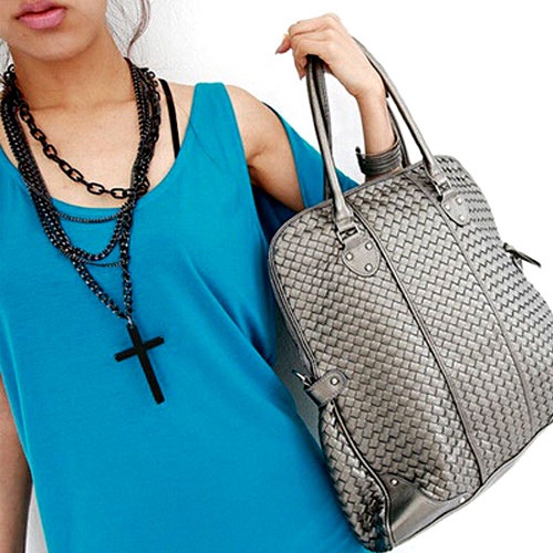 Кулон Крест чёрного цвета с цепочками