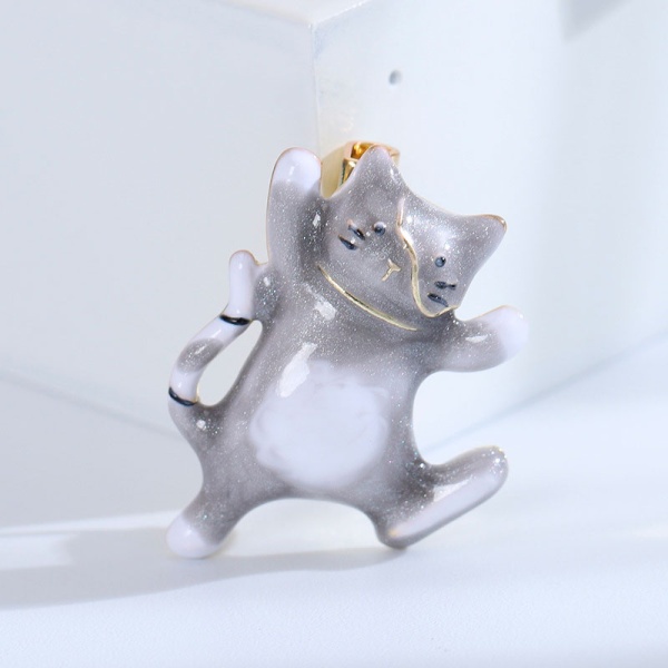 Брошь игривый котик lan-2774