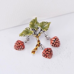 Брошка гілка з лісовими шишками