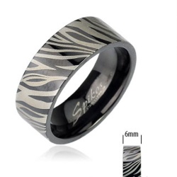 Кольцо из стали Spikes Зебра