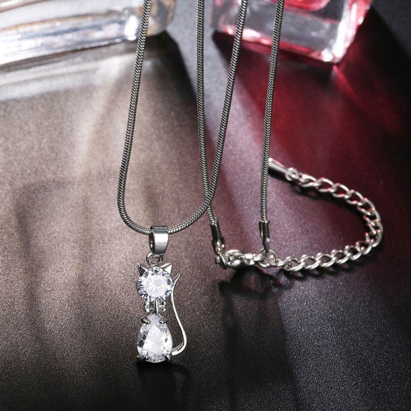 Набор украшений Котики: кулон и серьги