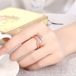 Женское кольцо Rose Gold