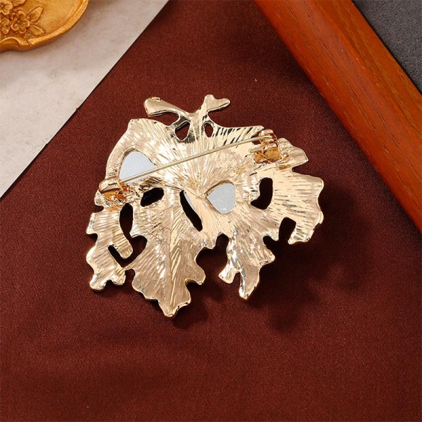 Брошка лісові дубові жолуді