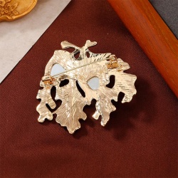 Брошка лісові дубові жолуді