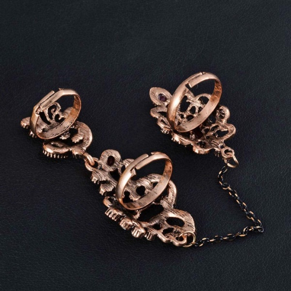 Кільце на весь палець у турецькому стилі