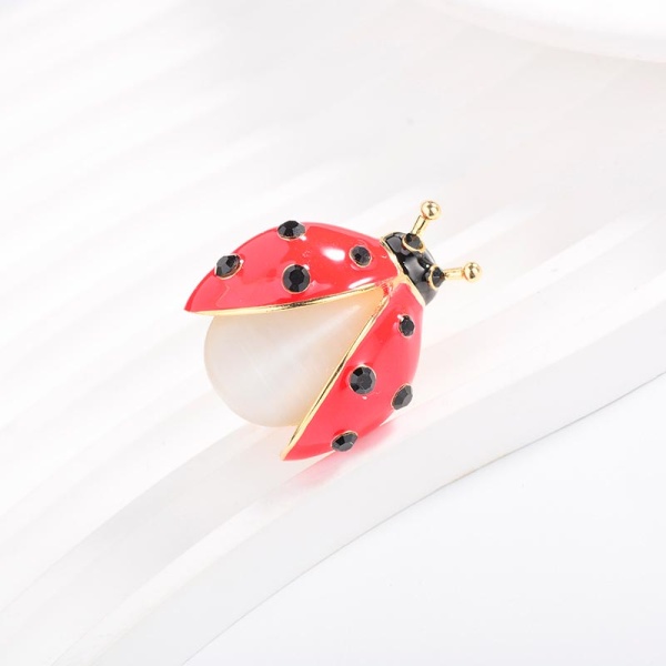 Брошь Божья Коровка