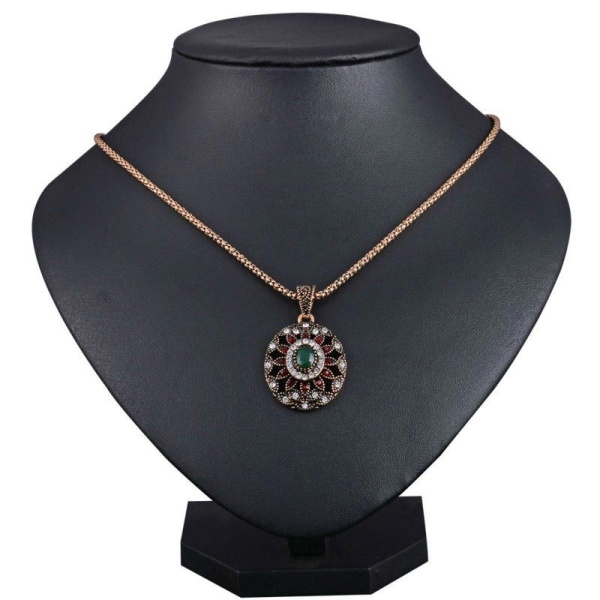 Набор украшений Великолепный век Гюлай: кулон и серьги