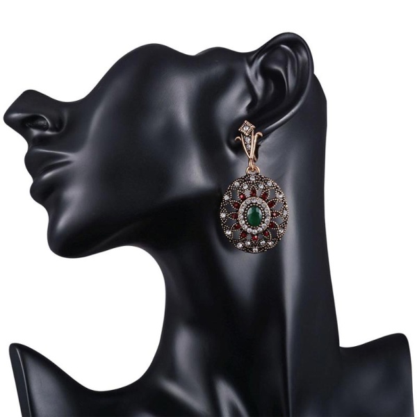 Набор украшений Великолепный век Гюлай: кулон и серьги