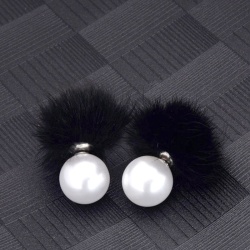 Серьги гвоздики с мехом норки Жемчужина