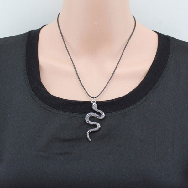 Кулон Змія на чорному шнурку