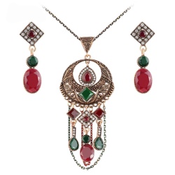 Набір прикрас Нергіс: кулон та сережки