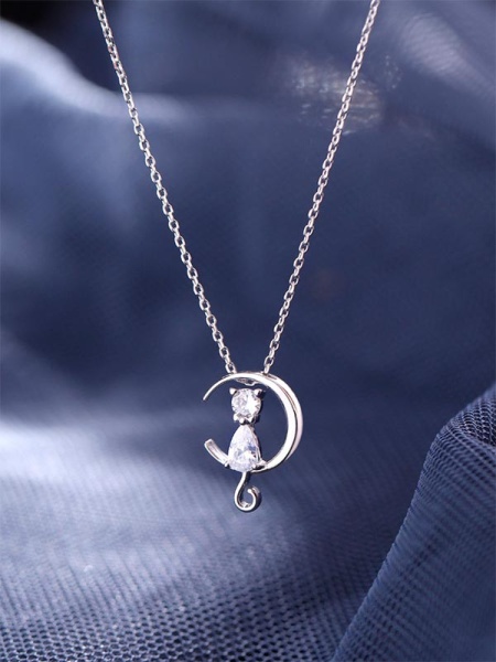 Ланцюжок з кулоном кішечка на місяці