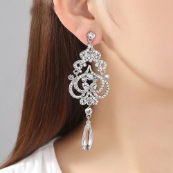 Весільні сережки образ Нареченої