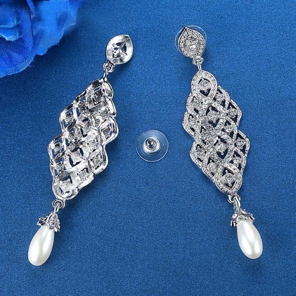 Свадебные серьги с жемчугом Кира