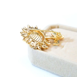 Брошь подсолнух с кристаллами lan-3148