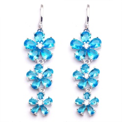 Длинные серьги Blue flowers серебристого цвета