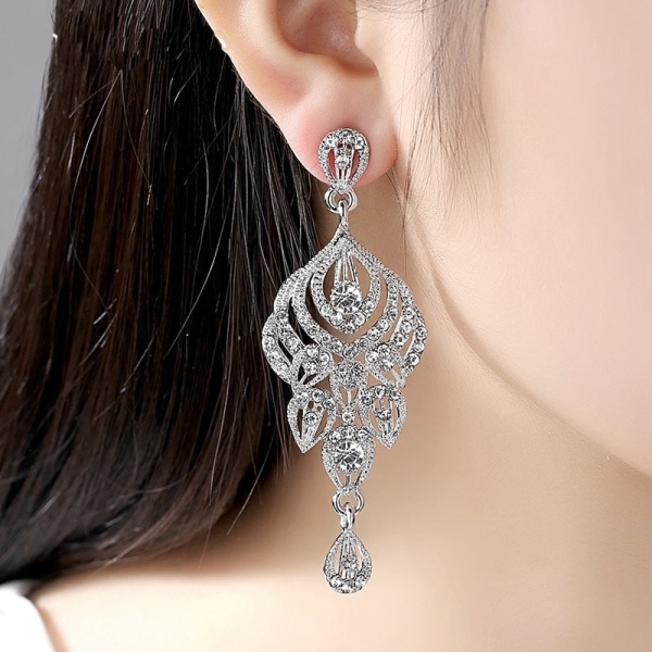 Вечерние серьги Impera