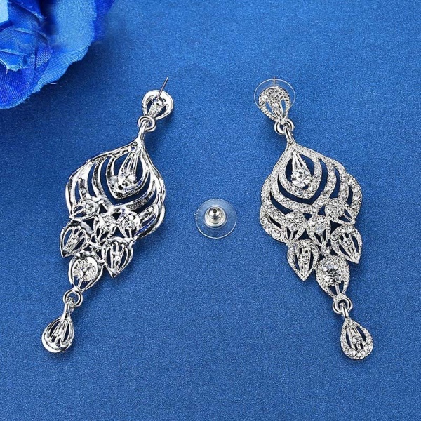 Вечерние серьги Impera