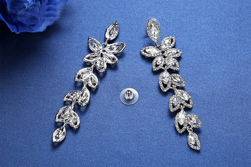 Свадебные серьги Кристальная ветвь
