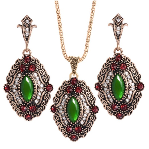 Набор украшений Мелек: кулон, серьги