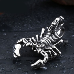 Кулон из стали Скорпион